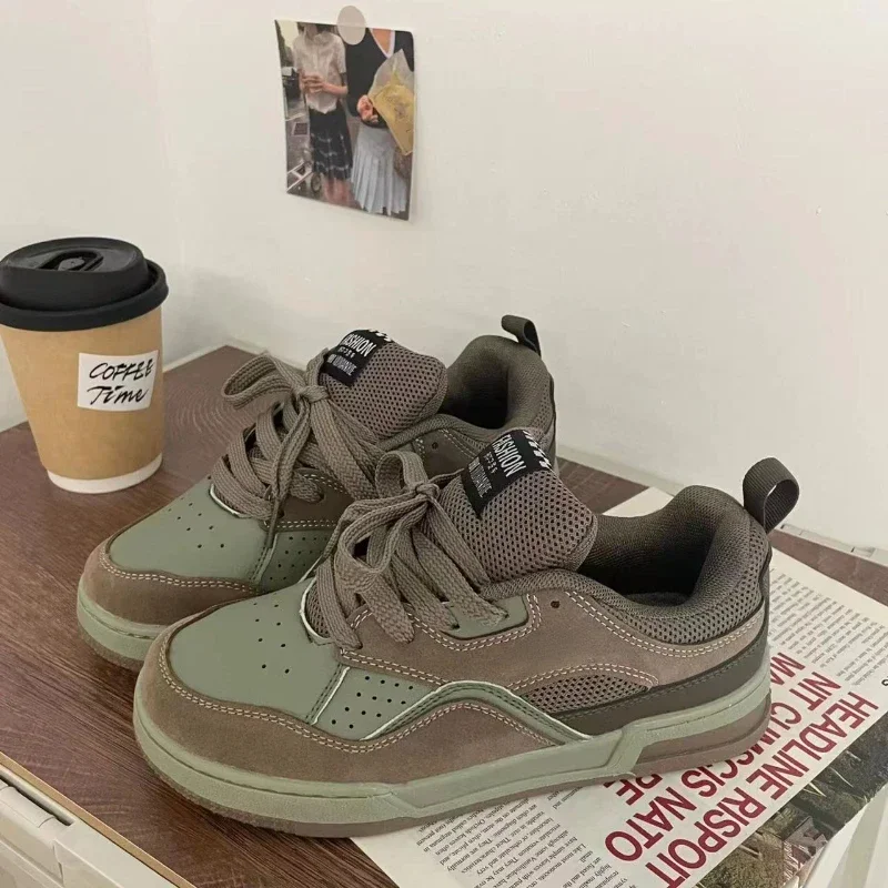 Moda vintage tênis masculino e - Street Fashion Couple avaliação e preço